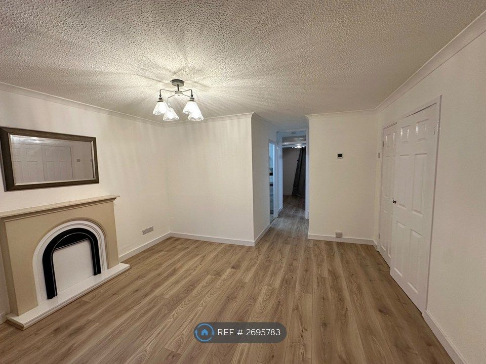 Property photo 3 of 22