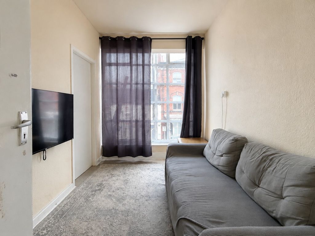 Property photo 3 of 16 5523722
