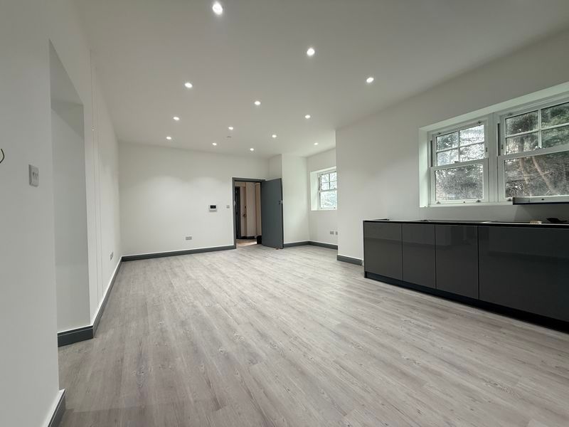 Property photo 3 of 19 Photo 3