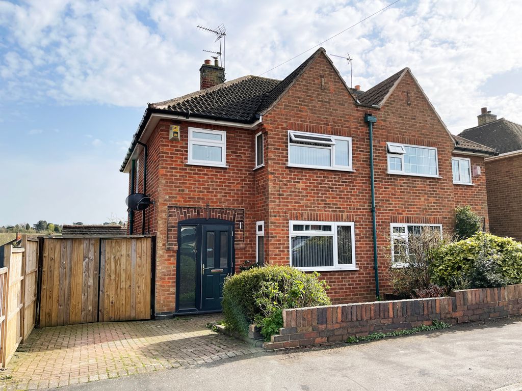 Property photo 1 of 15 External