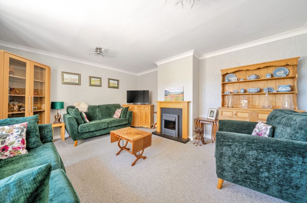 Property photo 2 of 24 1482904-7-6A3Be2F930d65