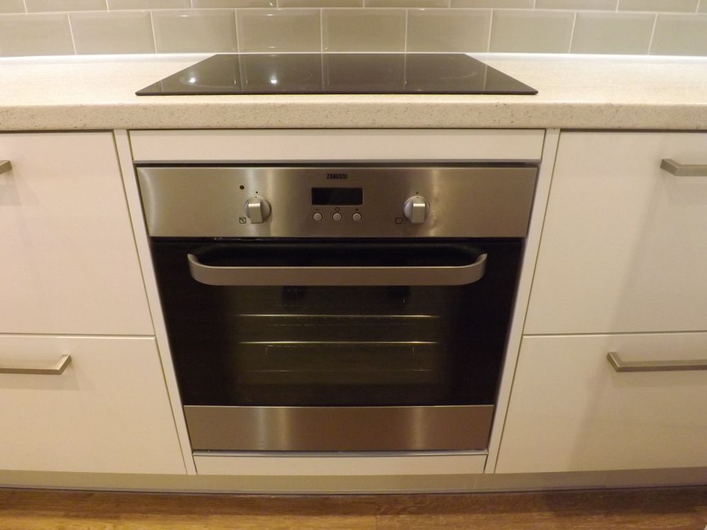 Property photo 3 of 6 White Goods