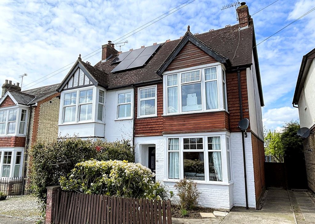 Property photo 3 of 20