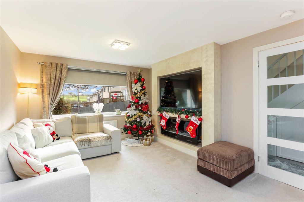 Property photo 3 of 21 Picture No. 04