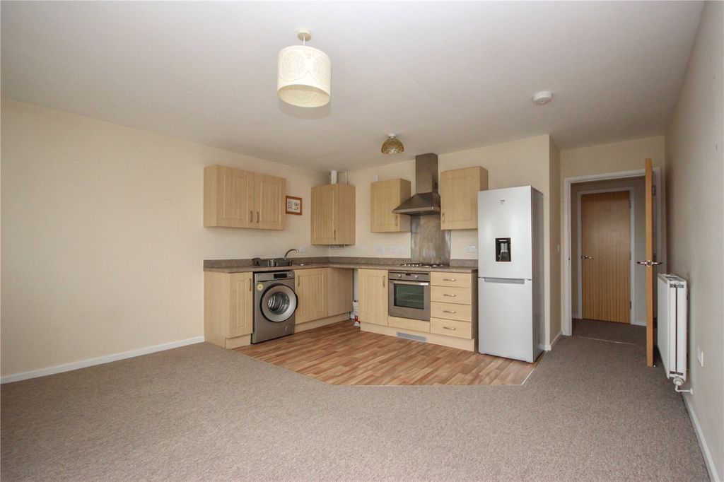Property photo 3 of 7 Picture No. 23