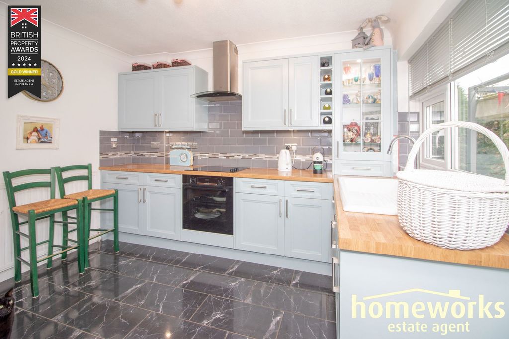 Additional image 4 of 4 bed detached house for saleNorwich Road, Dereham NR20