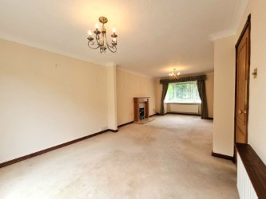 Property photo 2 of 31