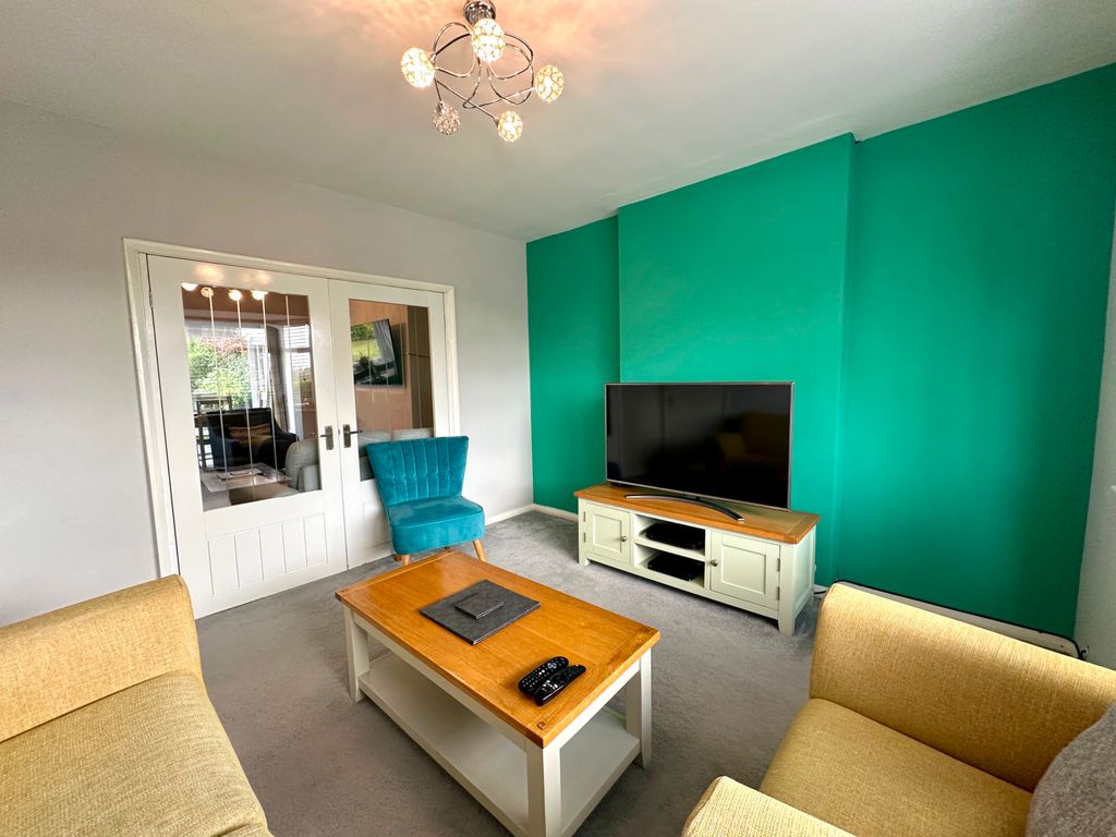 Property photo 3 of 31