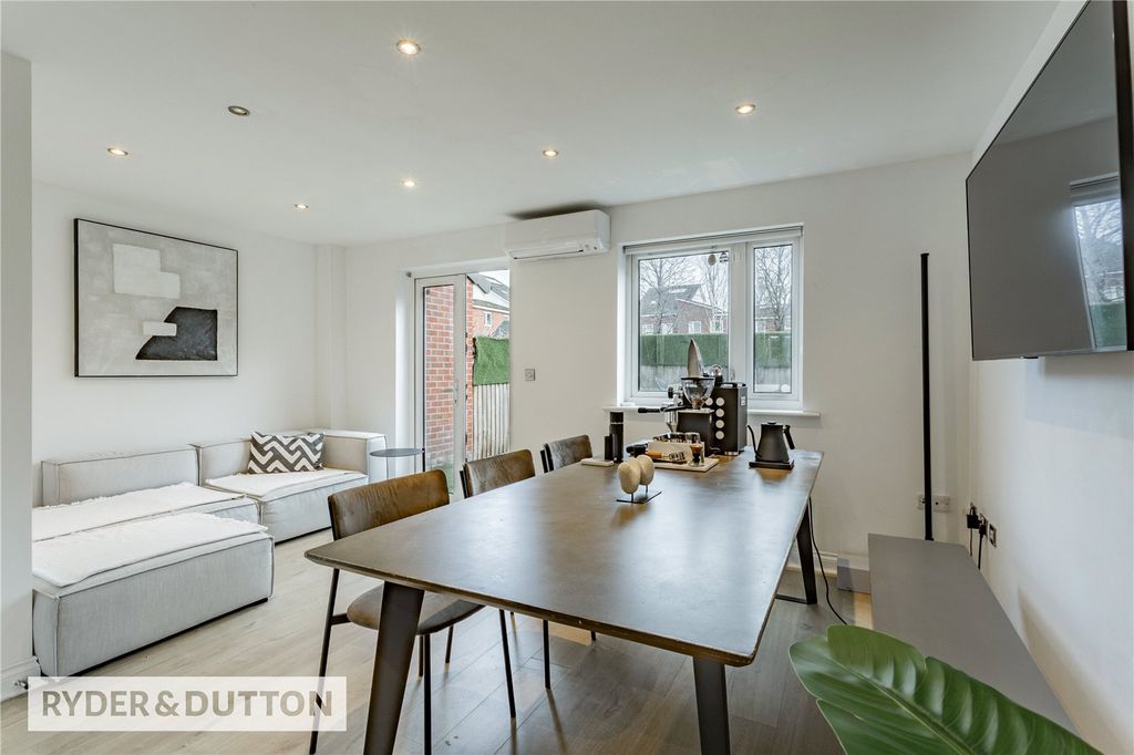 Property photo 3 of 26 Dining Room