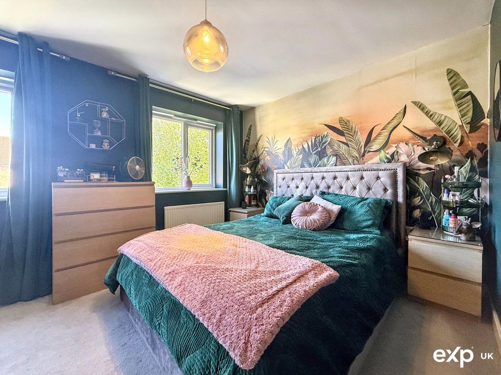 Property photo 3 of 22
