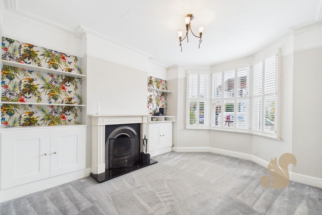 Property photo 3 of 26 Cam01659G0-Pr0624-Still001.Jpg