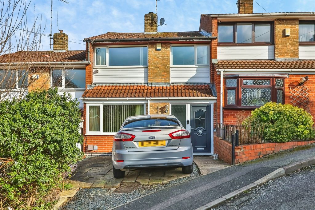 Property photo 1 of 17