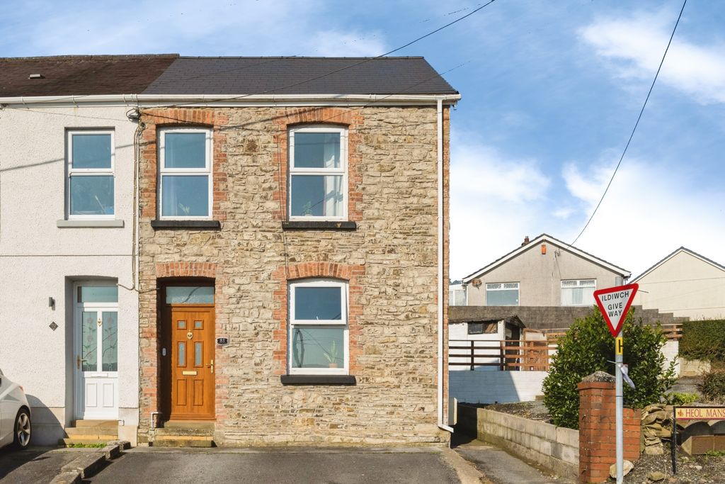 Property photo 1 of 15 Front View