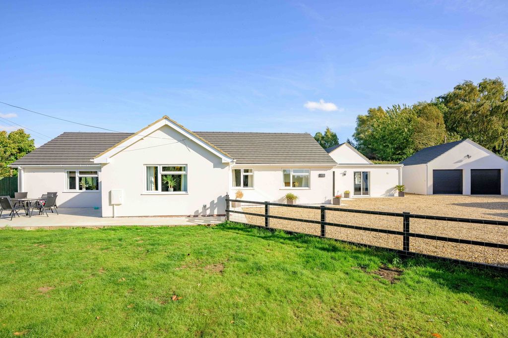 Property photo 1 of 45