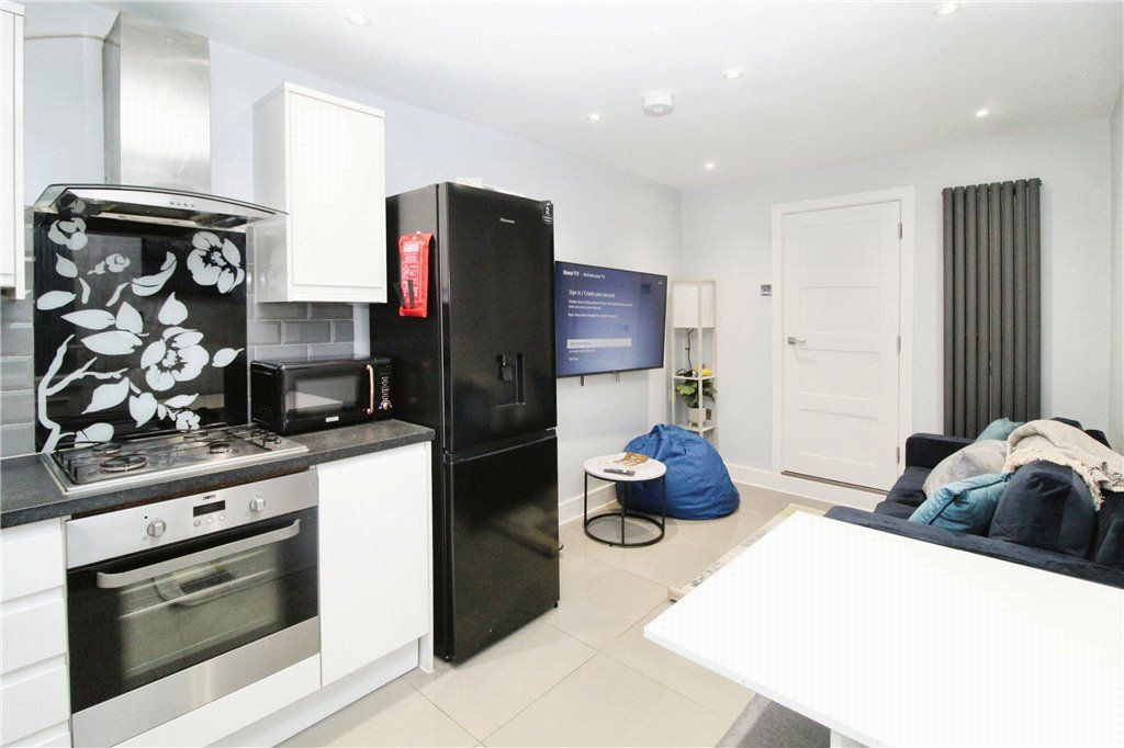 Property photo 3 of 10 Kitchen Area
