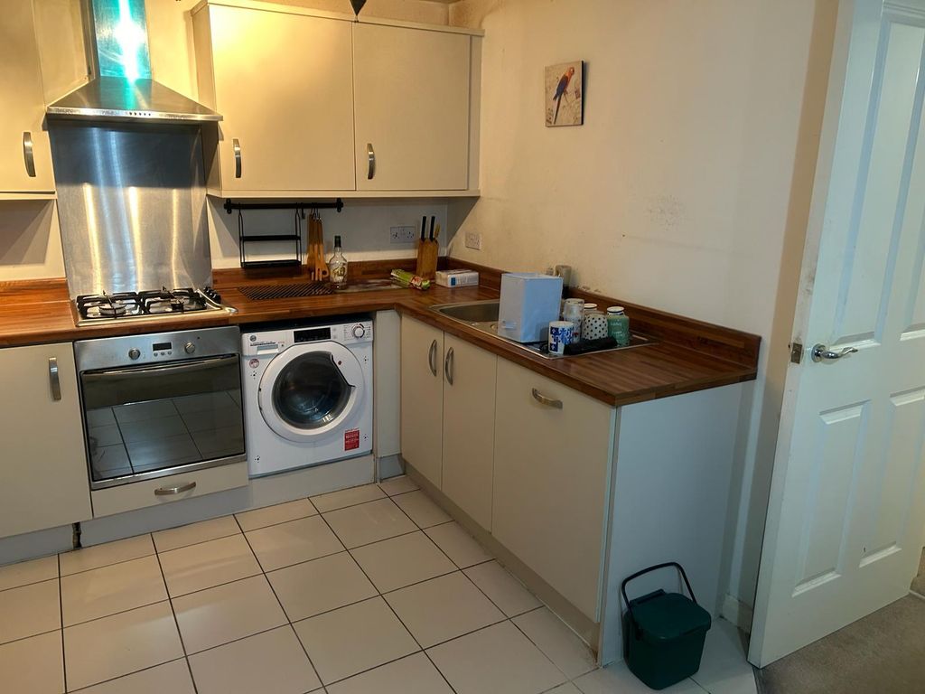 Property photo 3 of 10 Gallery