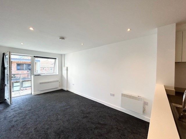 Property photo 2 of 8 Lounge Area