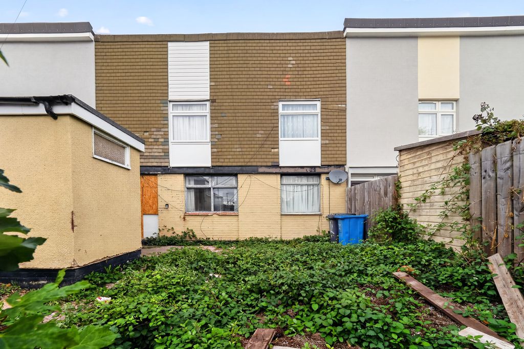 Property photo 1 of 15