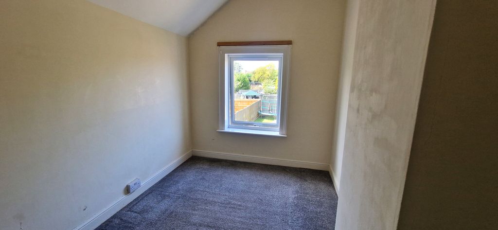 Property photo 3 of 3 Bedroom