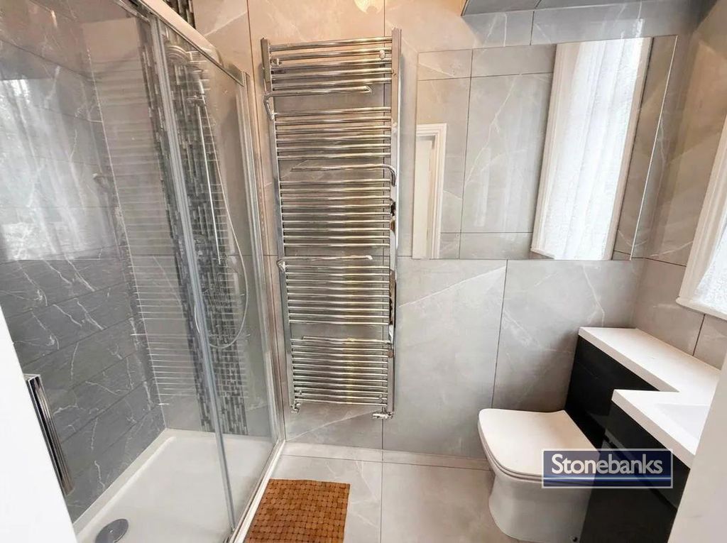 Additional image 18 of 9 bed detached house for saleSalisbury Road, Farnborough GU14