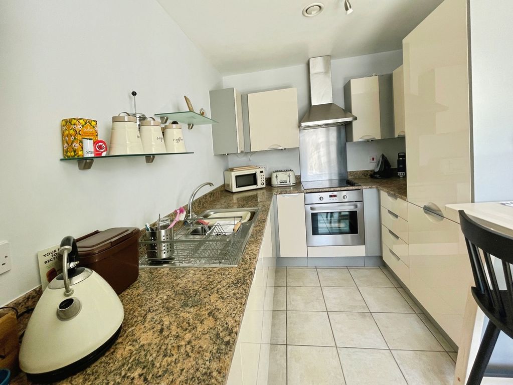 Property photo 3 of 13 Pbox-Img.Jpg