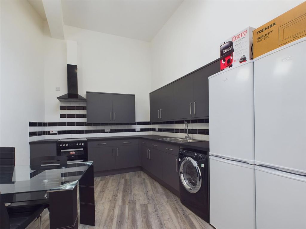 Property photo 1 of 6 Cam02699G0-Pr0165-Still001.Jpg