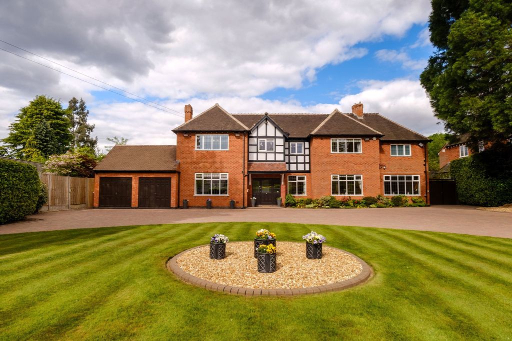 Property photo 3 of 48