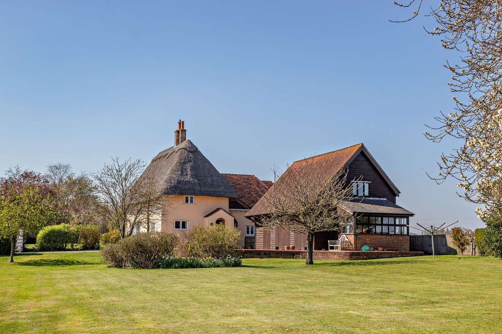 Property photo 1 of 19 Picture No. 03