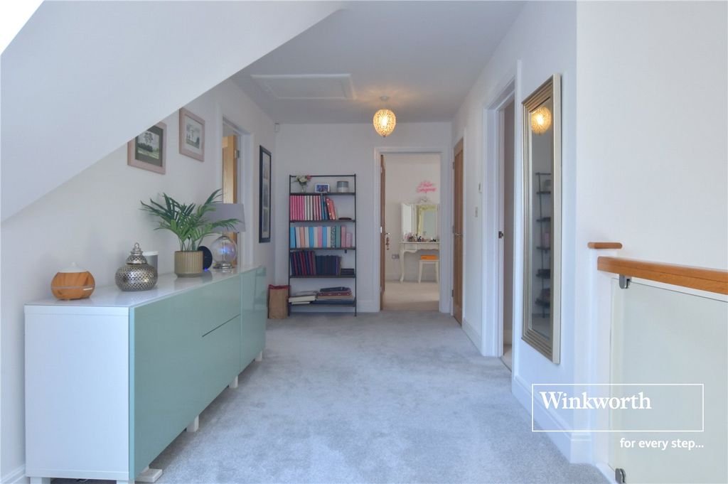Additional image 15 of 4 bed detached house for saleWimborne Road East, Ferndown, Dorset BH22