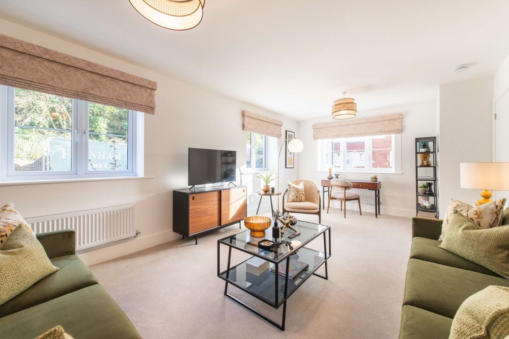 Property photo 3 of 13 Picture 3