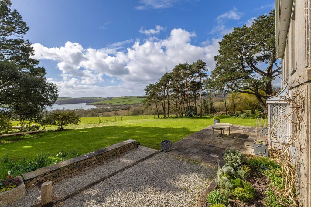 Property photo 3 of 15 Terrace And Views