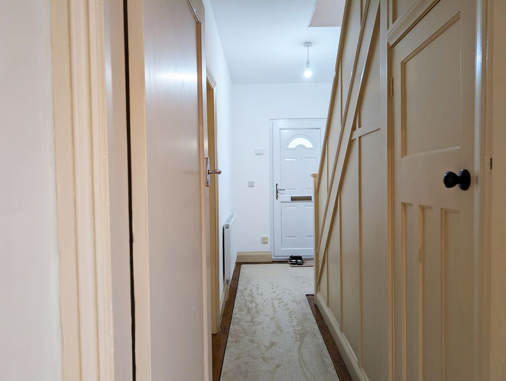 Property photo 3 of 20 Kingsmead 10