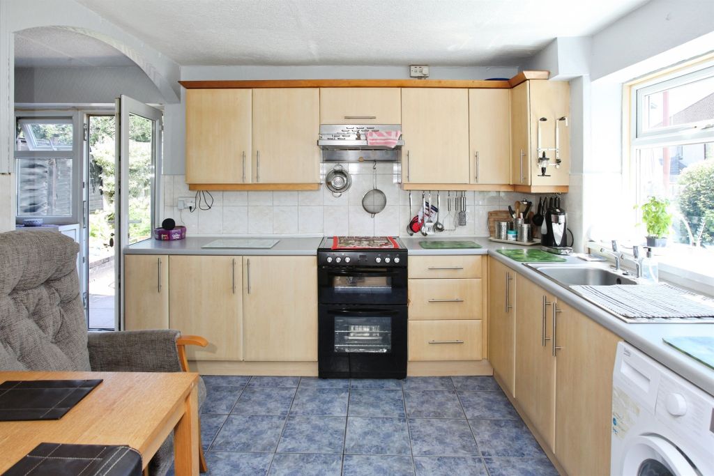 Property photo 3 of 17