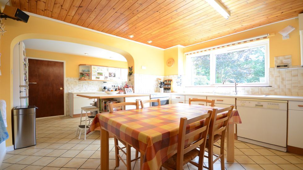 Property photo 3 of 12 3.Jpg