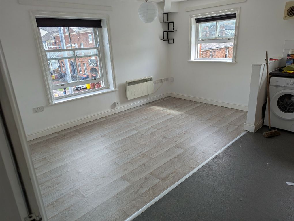 Property photo 2 of 25