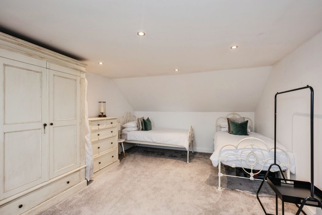 Additional image 31 of 5 bed detached house for saleHendre Road, Llangennech, Llanelli, Carmarthenshire SA14