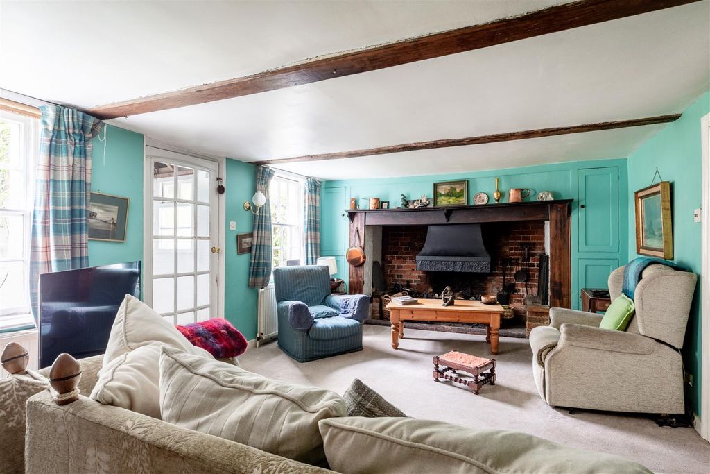 Property photo 3 of 20