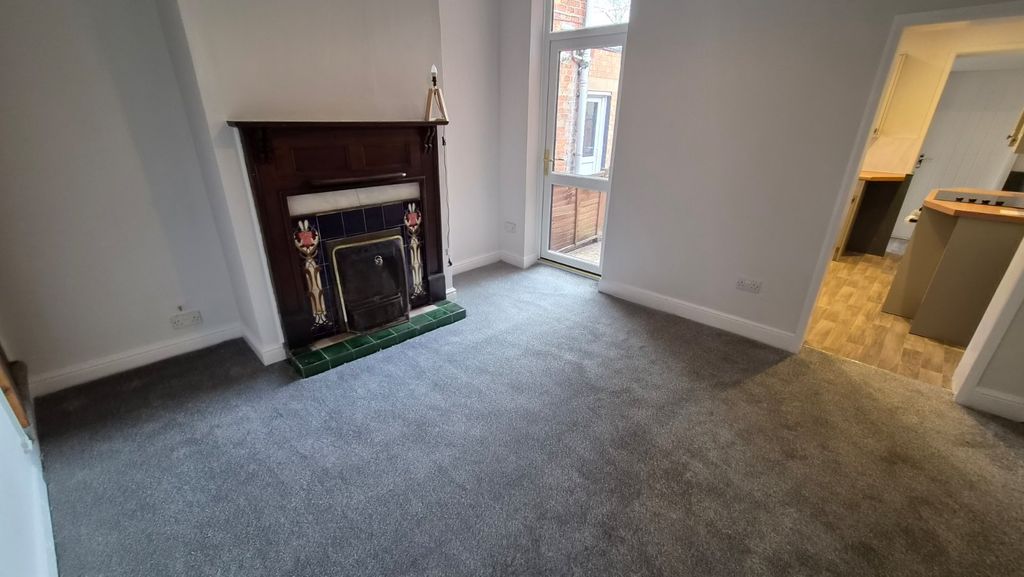 Property photo 3 of 11 Picture No. 08