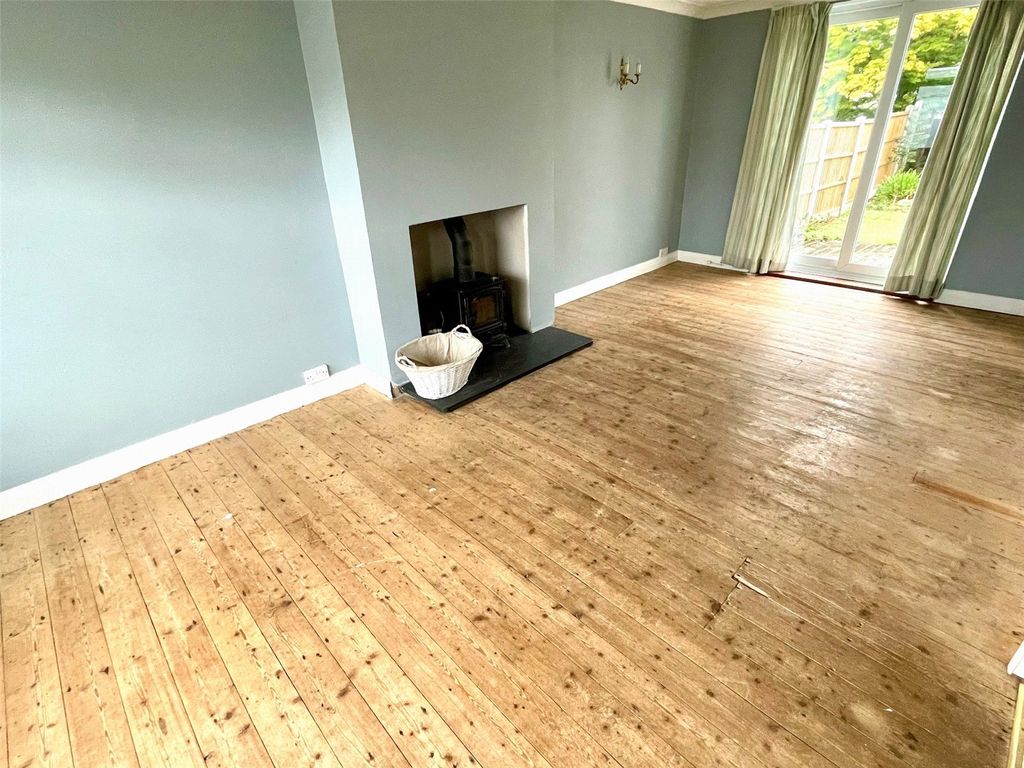 Property photo 2 of 17 Living Room