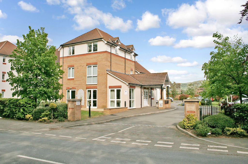 Property photo 1 of 12 General View
