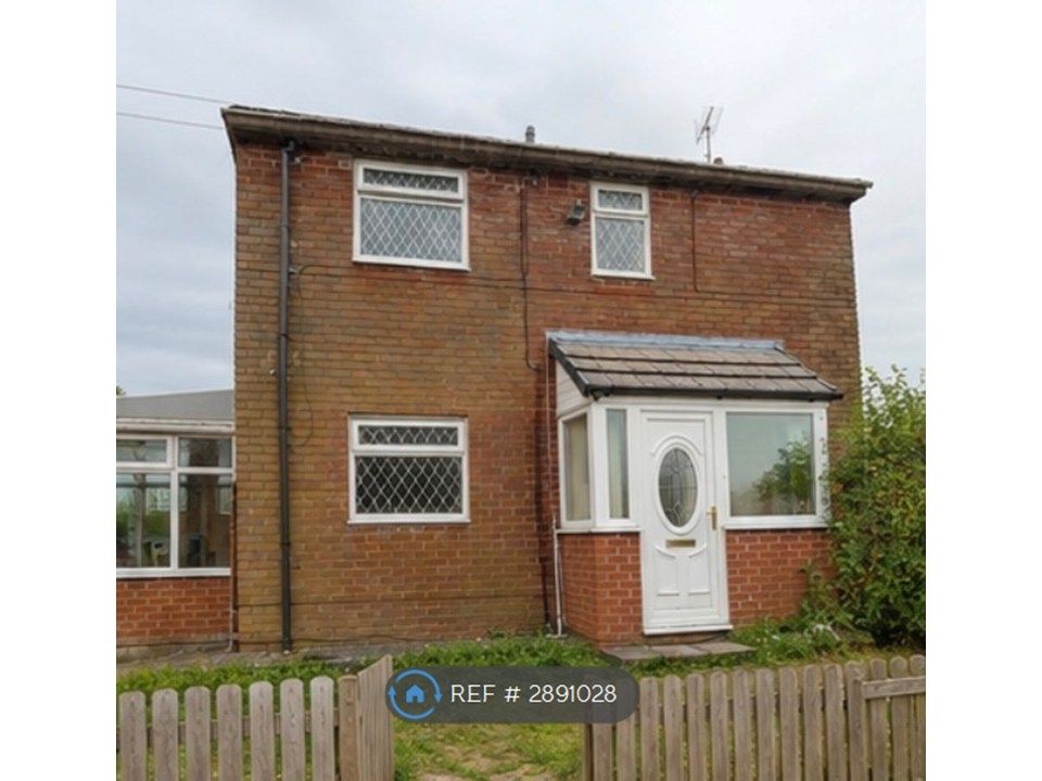 Property photo 2 of 11