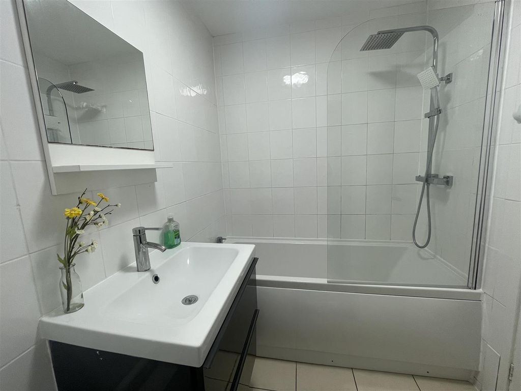 Property photo 3 of 16 Img_4657.Jpeg