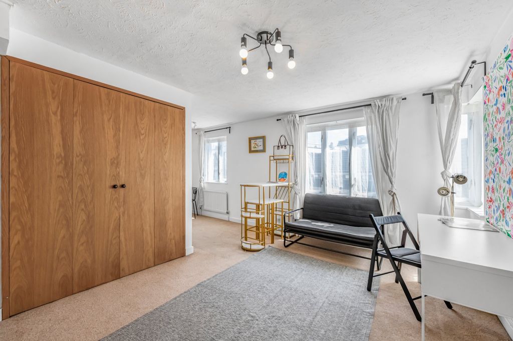 Property photo 3 of 9 Picture No. 08