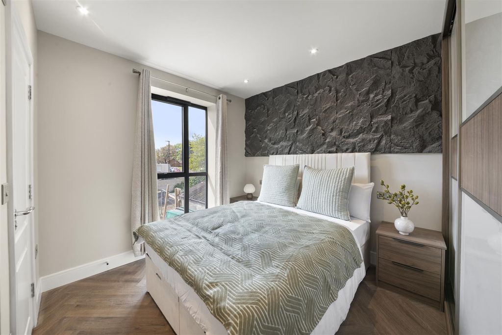 Additional image 9 of 3 bed end terrace house for saleField Road, Feltham TW14