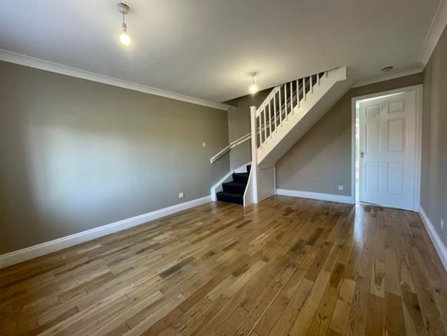 Property photo 3 of 10 Living Room
