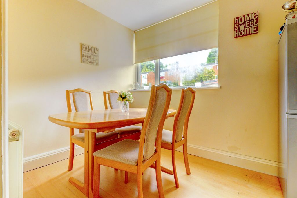Property photo 3 of 10 Picture No. 07