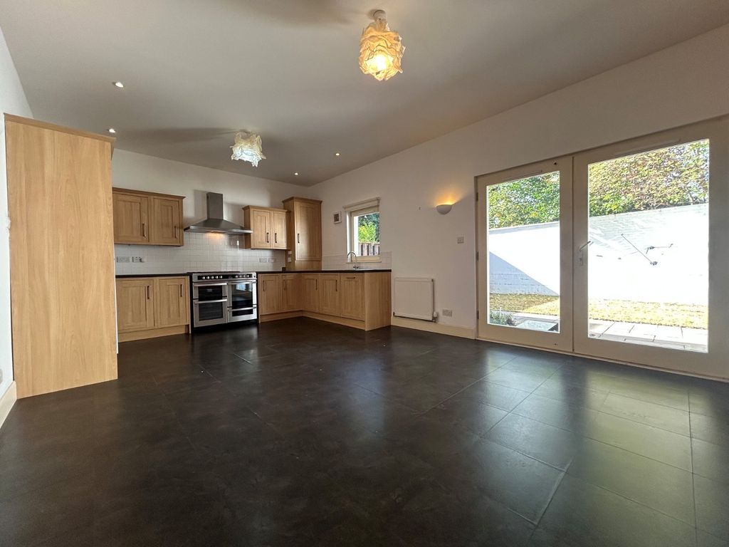 Property photo 1 of 21 Picture No. 38