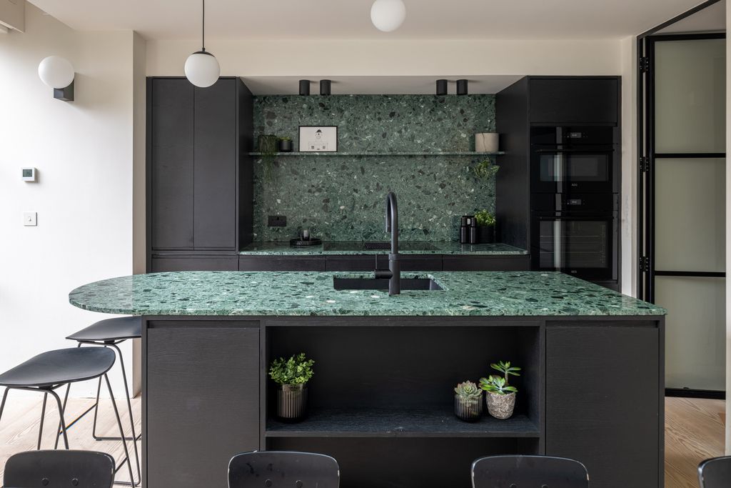 Property photo 3 of 36 321400 - Tmh_7_Sea_View_Terrace_Margate_Ct9_5Bj-17.Jpg