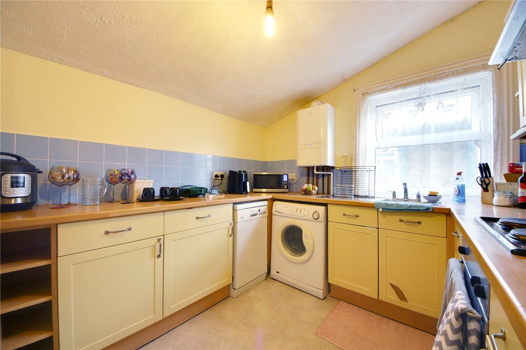 Property photo 2 of 6 Picture No. 06