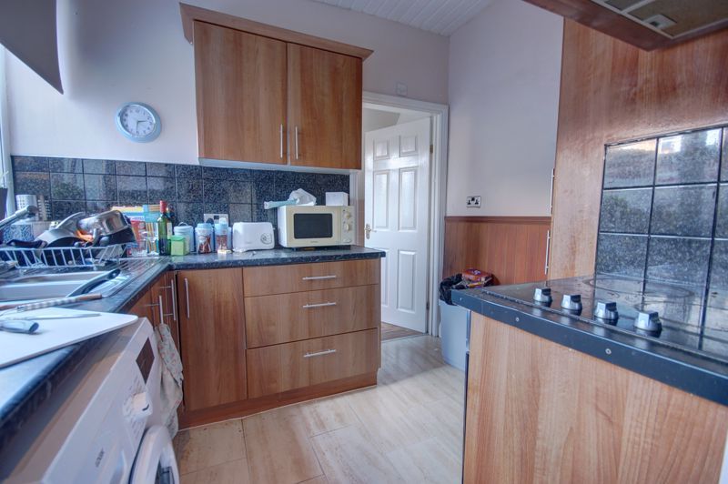 Property photo 3 of 6 Photo 6